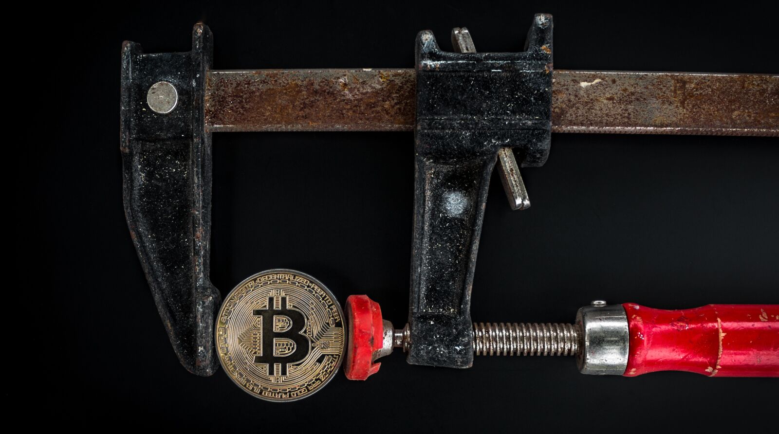 Canon EOS 60D sample photo. Cryptocurrency, security, c clamp photography