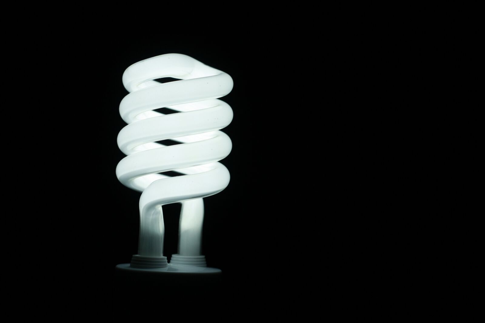 Canon EOS 40D sample photo. Light, bulb, energy photography