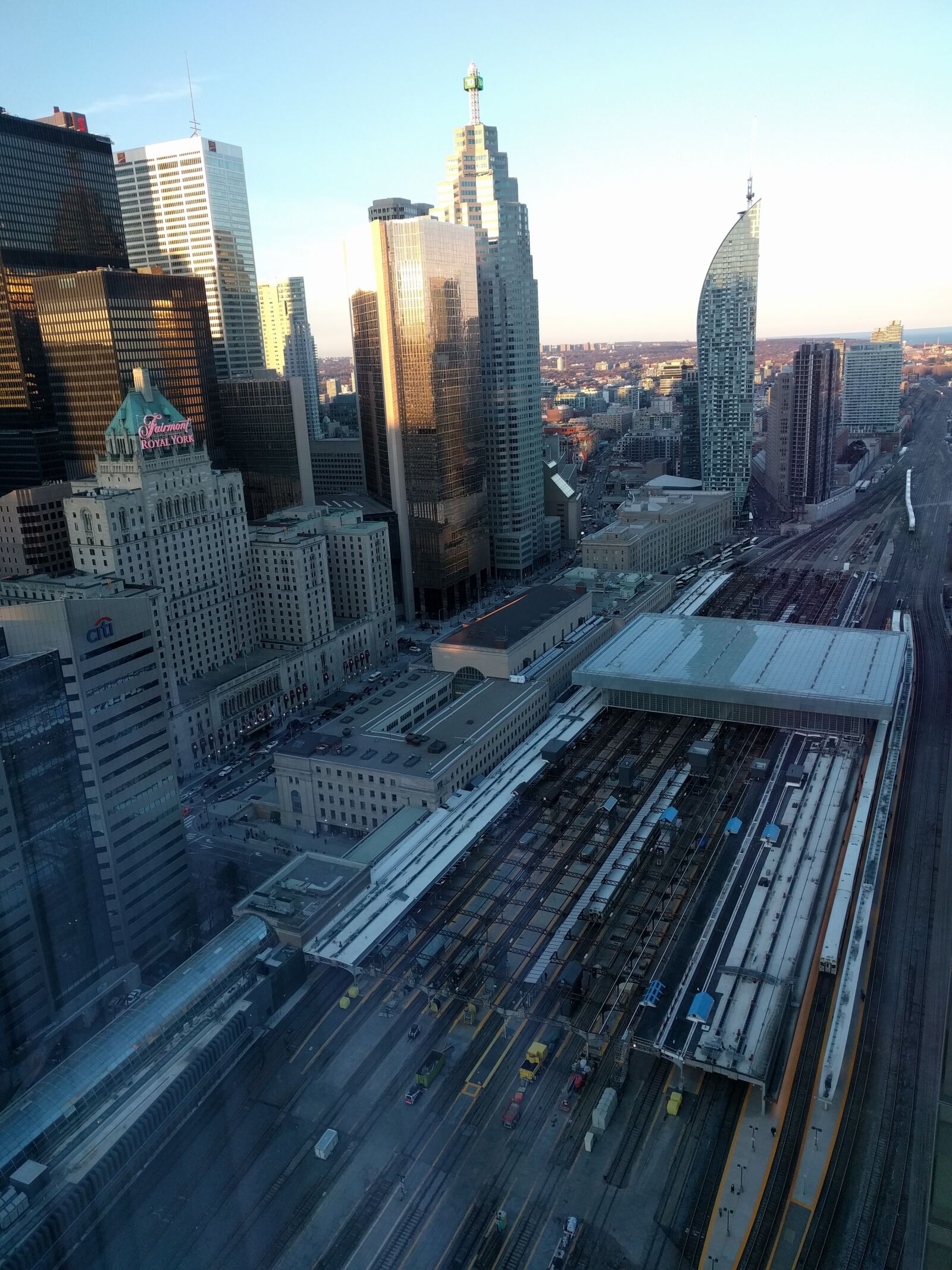 LG Nexus 5X sample photo. Toronto, train, travel photography