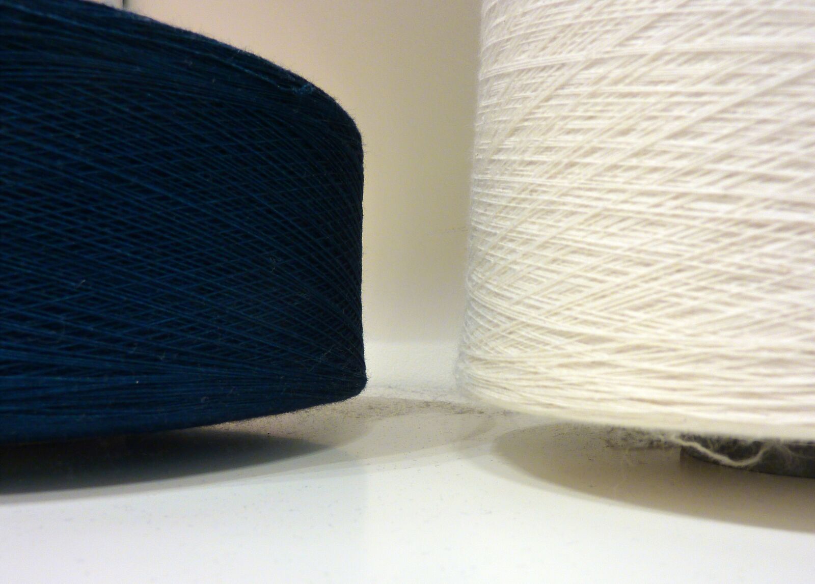 Panasonic DMC-TZ7 sample photo. Yarn, thread, hand labor photography