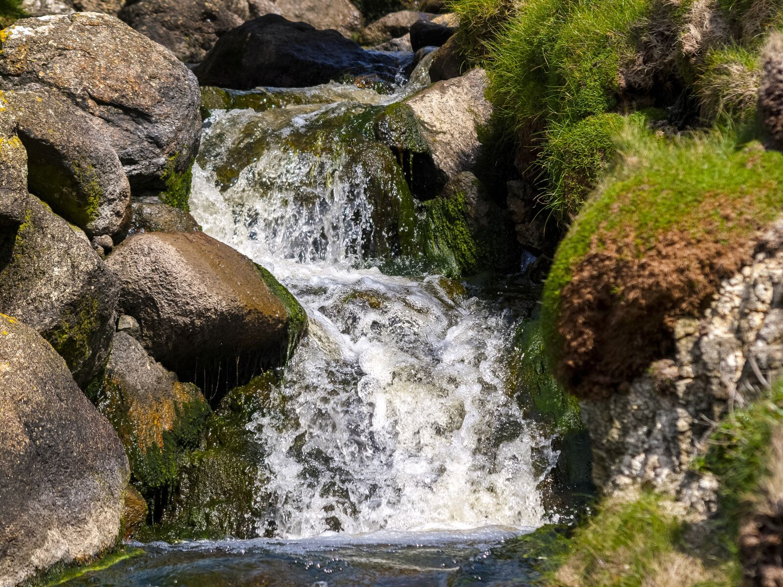 Olympus E-3 sample photo. Waterfall, stones, water photography