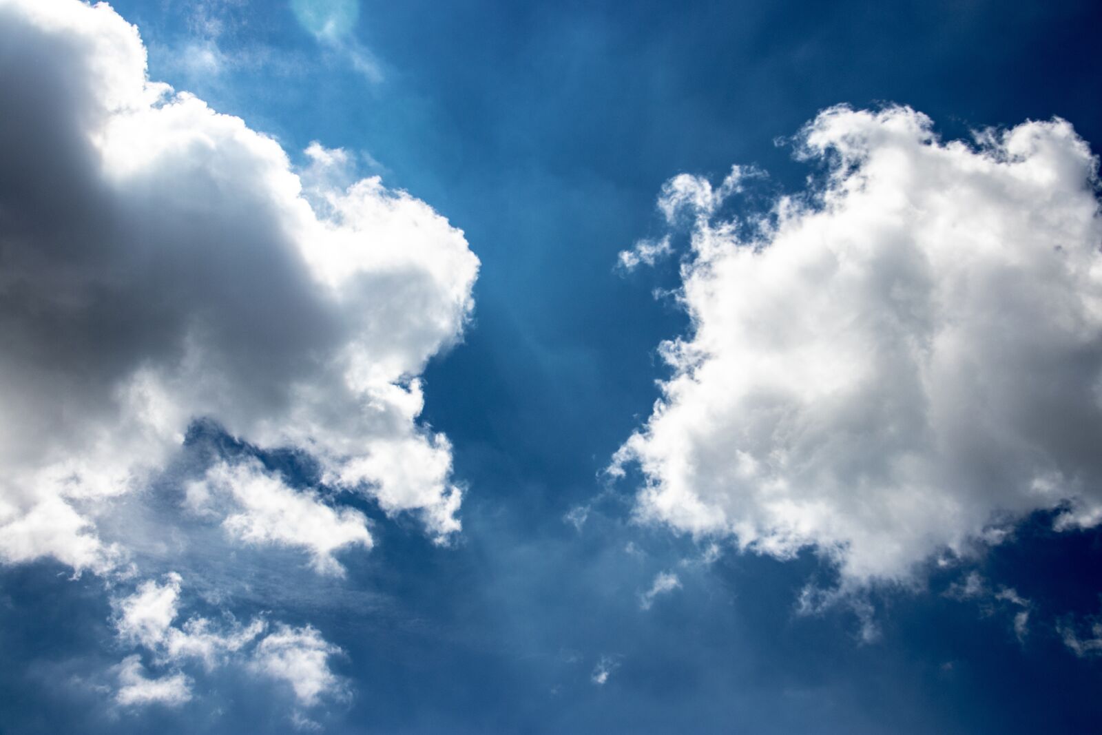 Canon EOS 77D (EOS 9000D / EOS 770D) sample photo. Cloud, clouds, sky photography