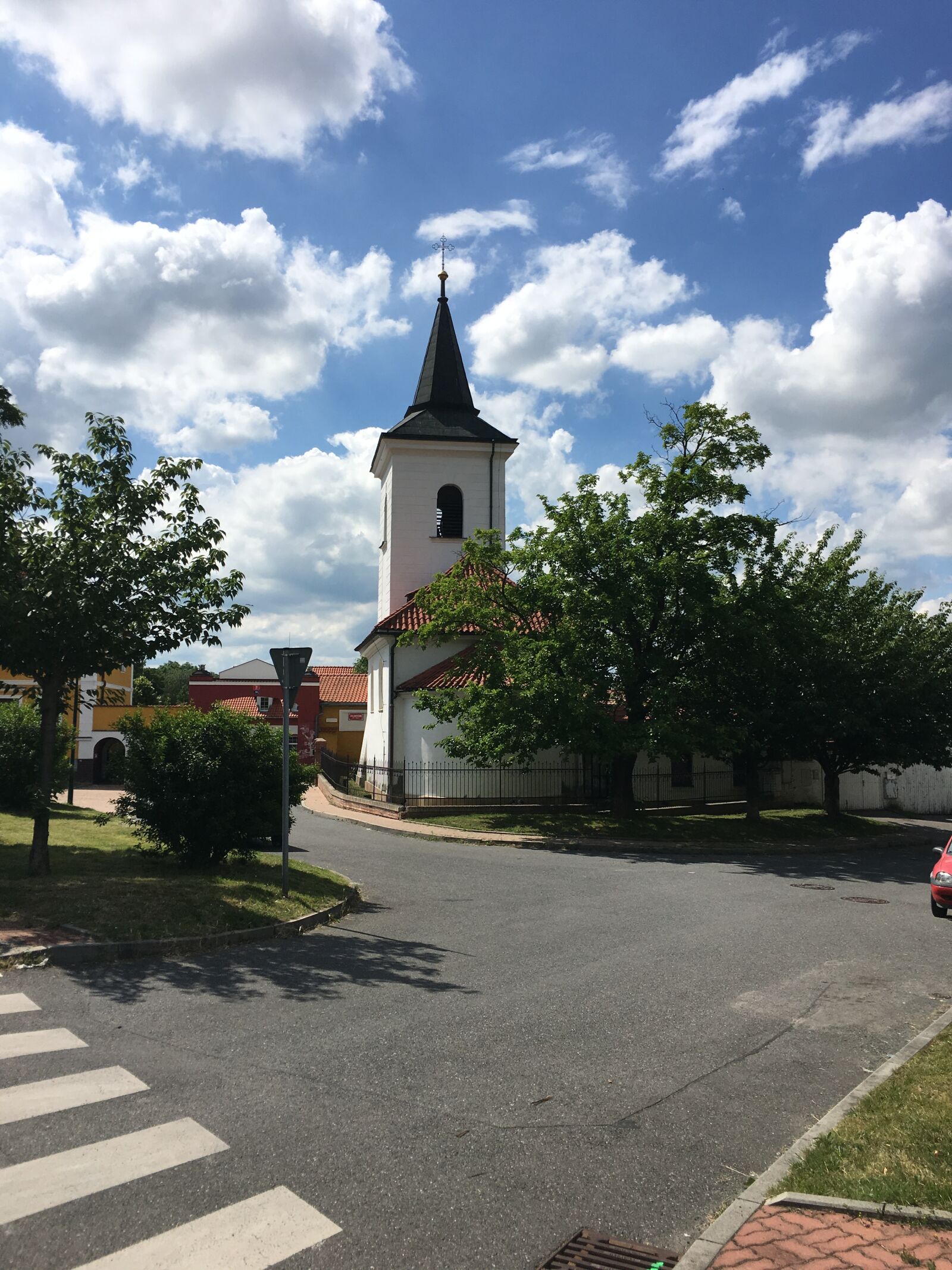 Apple iPhone 6s sample photo. Prague, beet, church photography