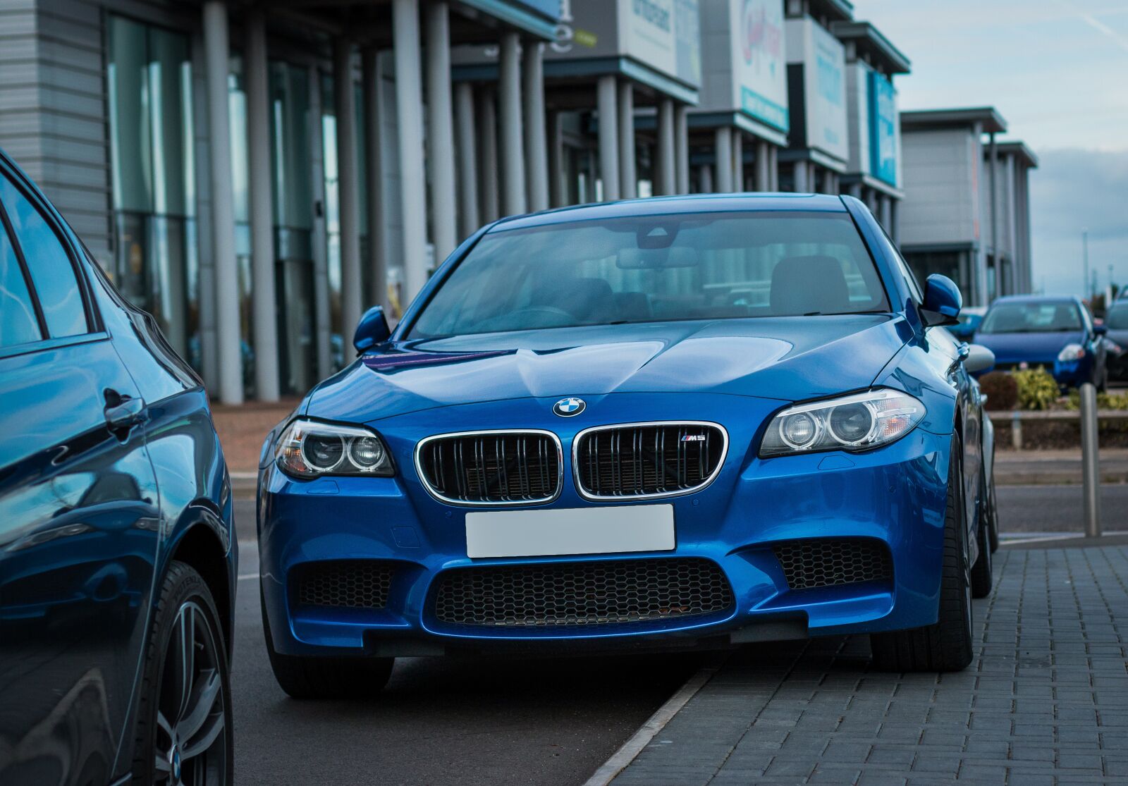Canon EOS 70D + Canon EF 50mm F1.4 USM sample photo. Bmw m5, f10, car photography