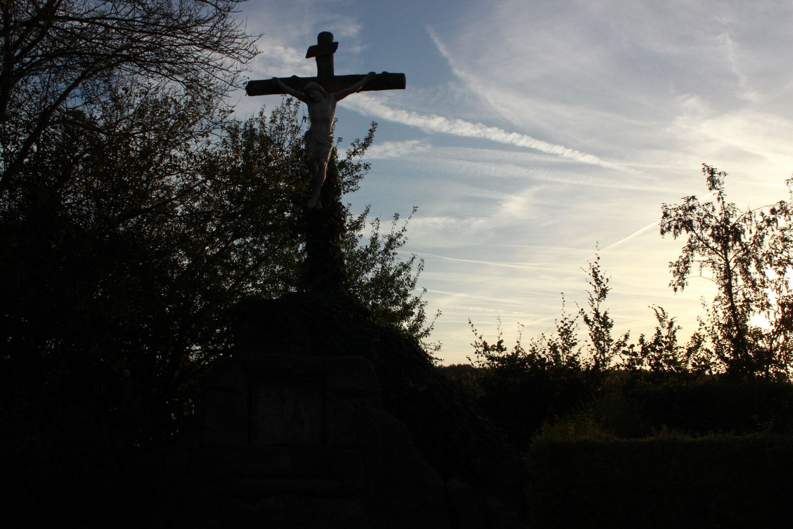 Canon EOS 600D (Rebel EOS T3i / EOS Kiss X5) sample photo. Bible, jesus, maria photography