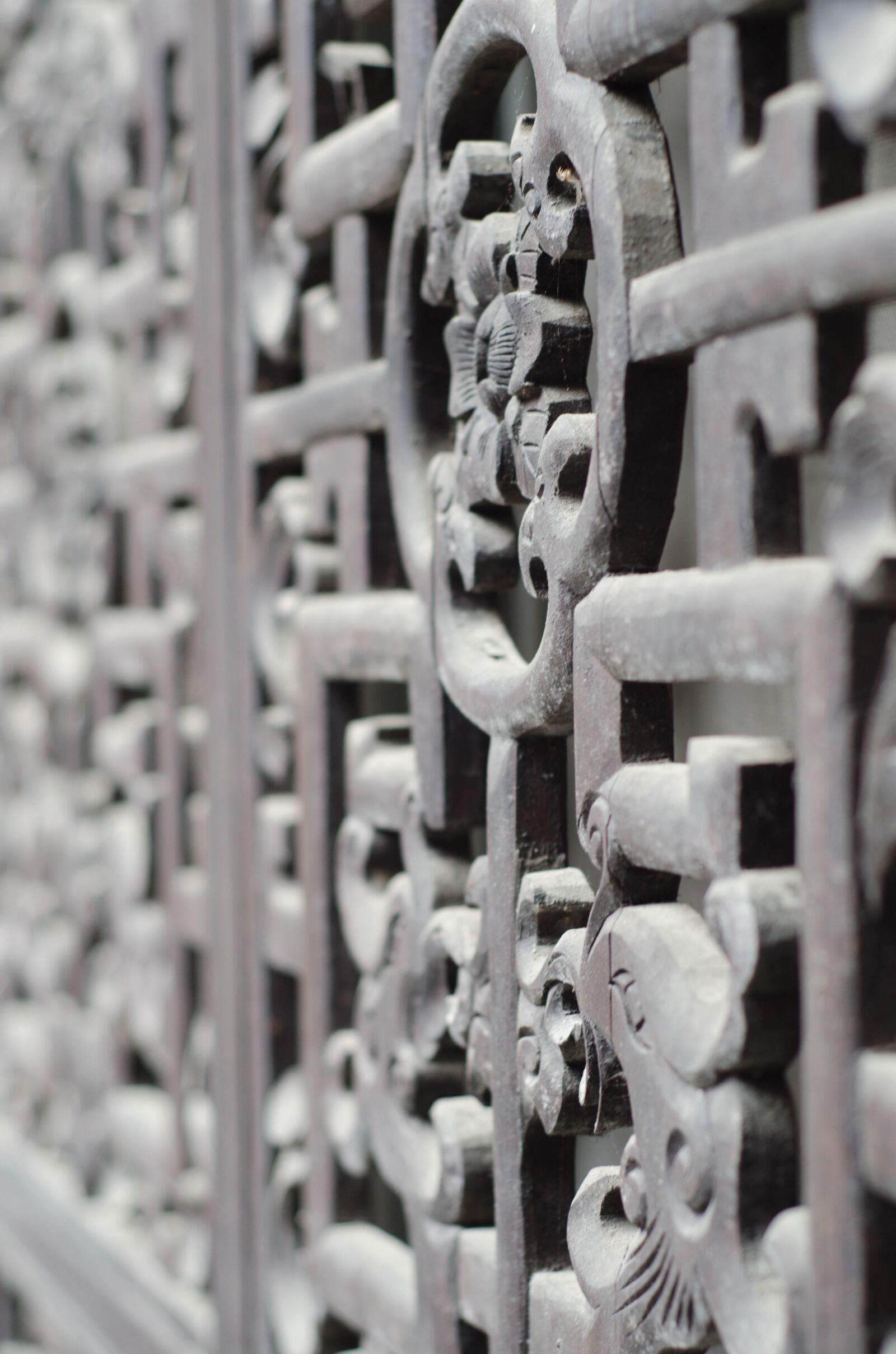 Nikon D7000 sample photo. Window, carving, rustic photography
