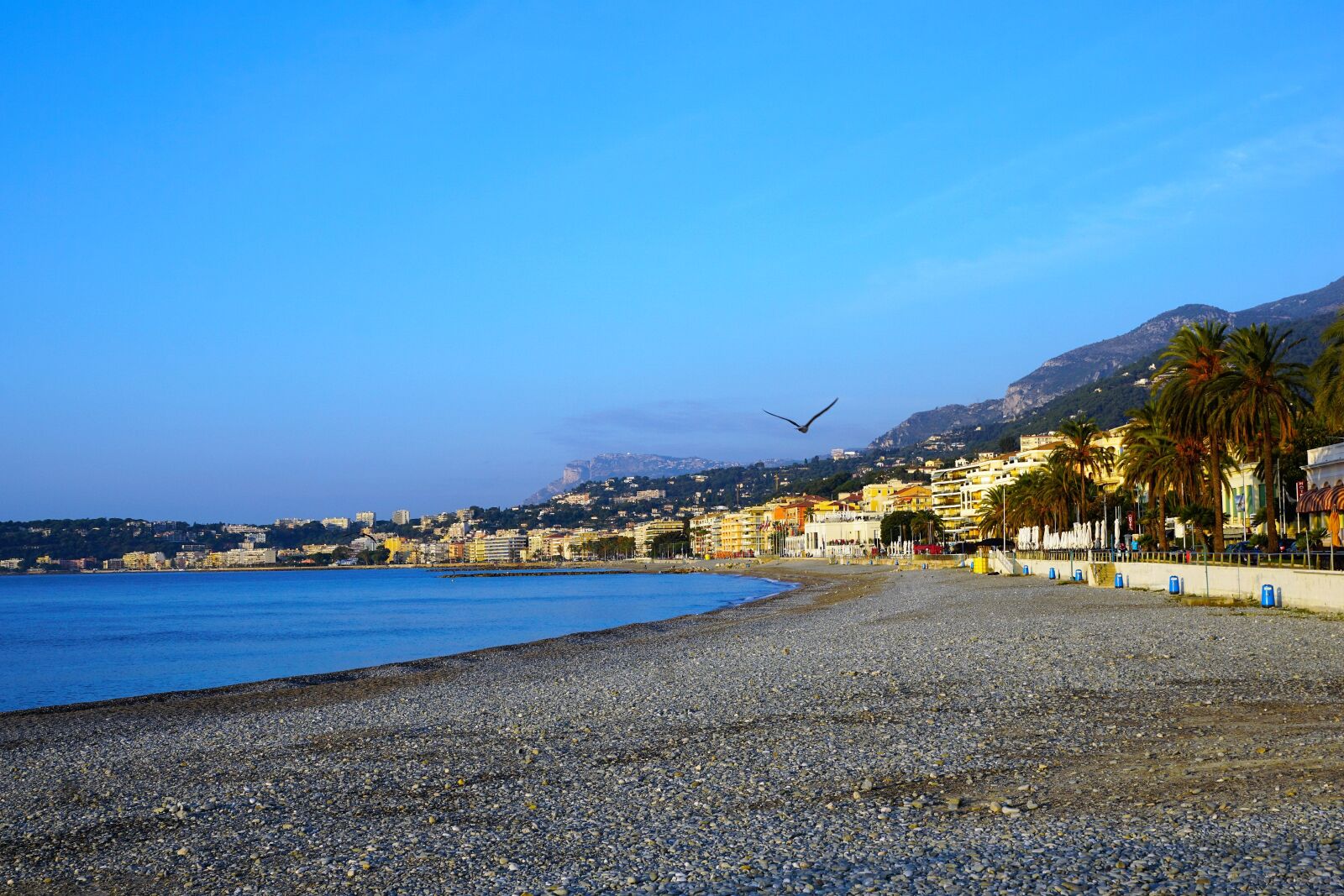 Sony ILCA-77M2 + Sony DT 16-50mm F2.8 SSM sample photo. Menton, france, water photography