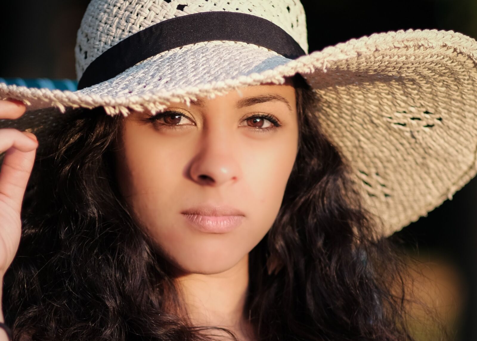 Fujifilm X-T10 sample photo. Beautiful, sun hat, sun photography