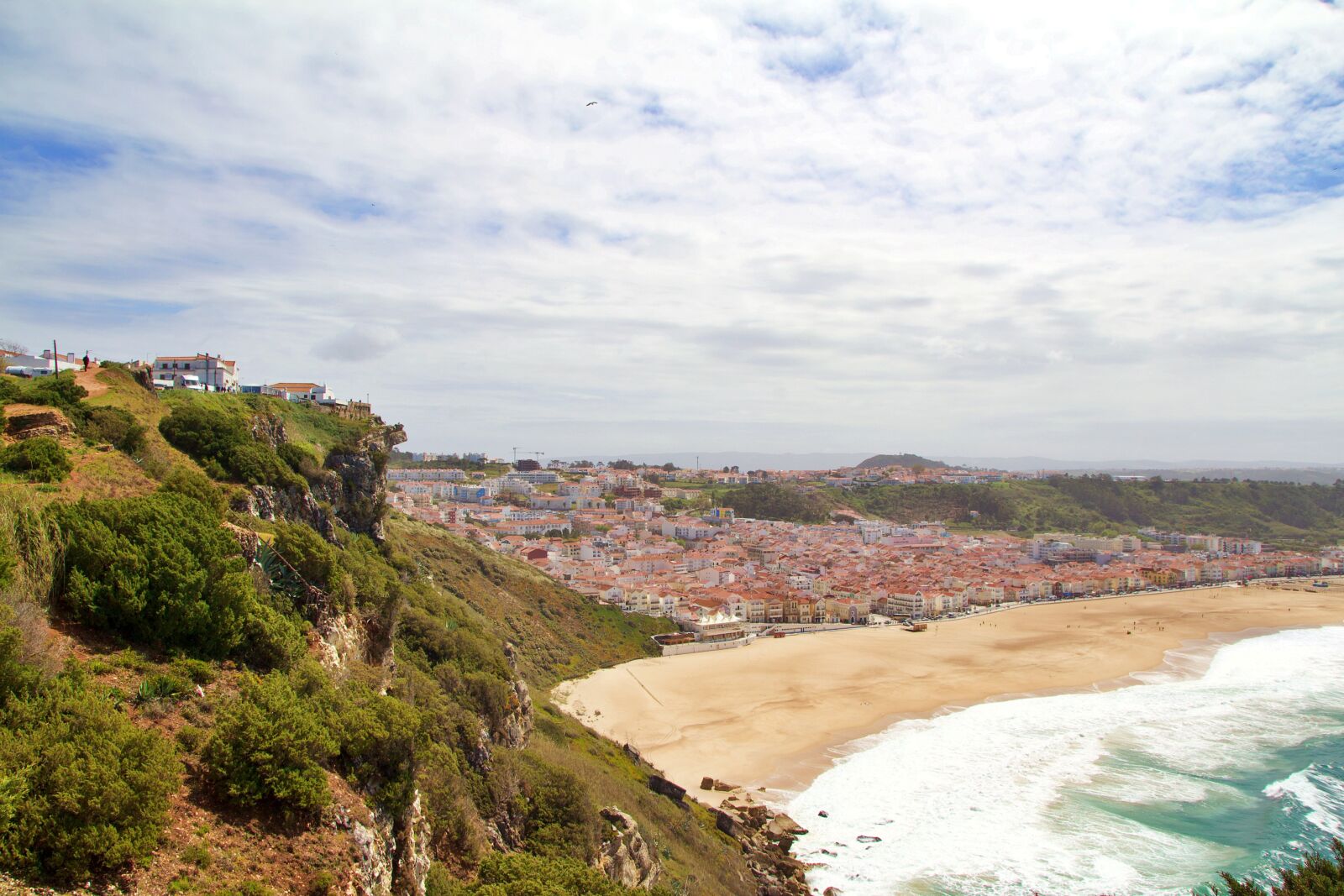 Canon EOS 600D (Rebel EOS T3i / EOS Kiss X5) sample photo. Nazare, portugal, beach photography