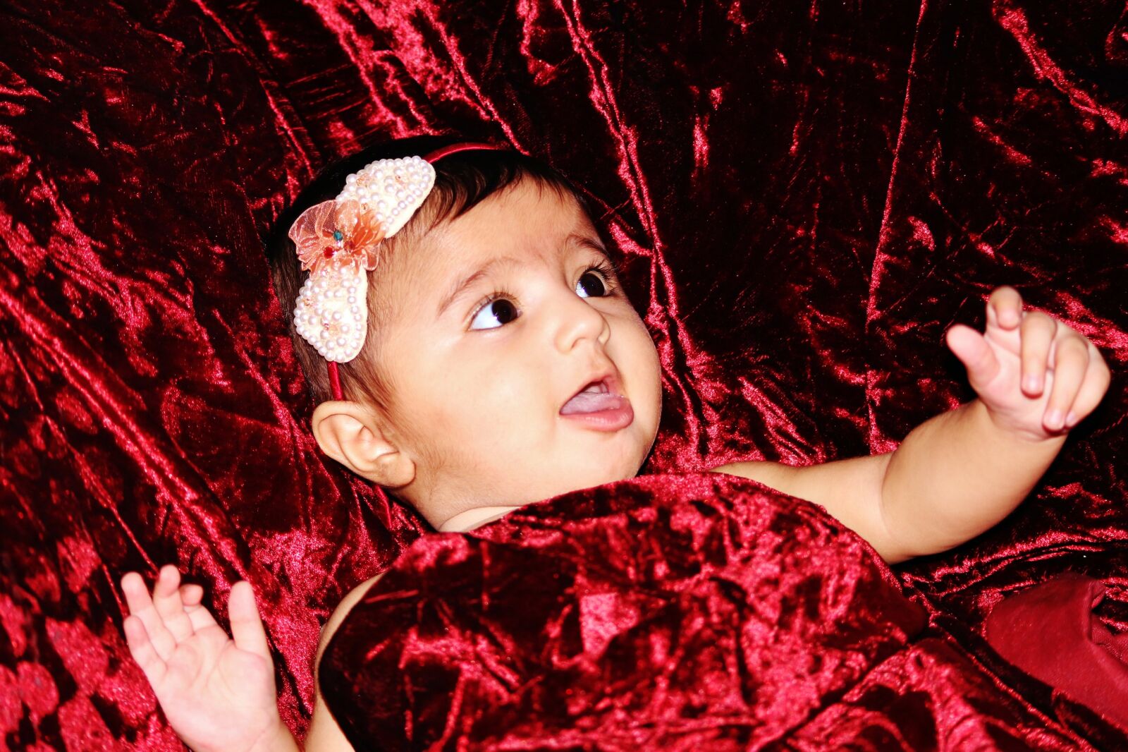 Canon EOS 700D (EOS Rebel T5i / EOS Kiss X7i) sample photo. Baby, girl, pakistan photography