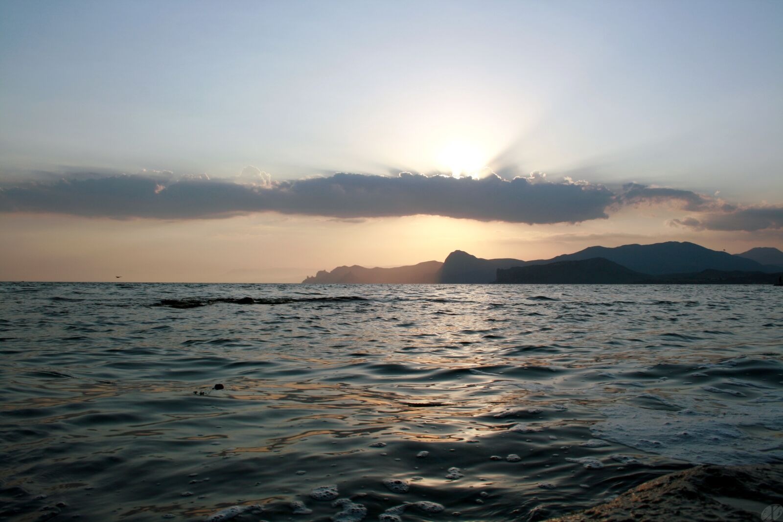 Canon EOS 400D (EOS Digital Rebel XTi / EOS Kiss Digital X) sample photo. Sunset, sea, marine sunset photography