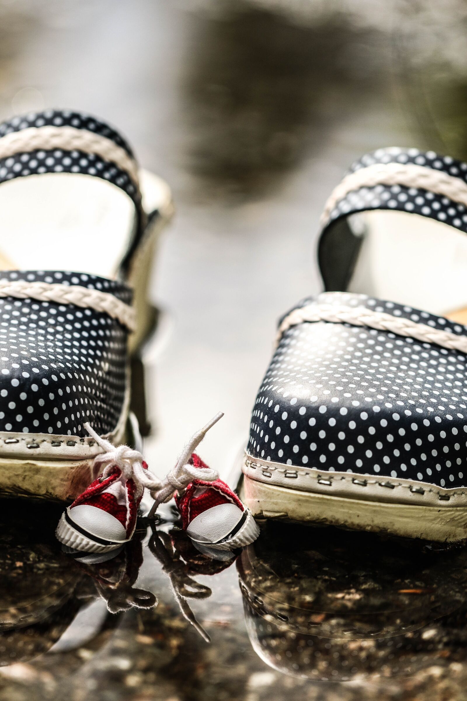 Canon EOS 7D Mark II sample photo. Clogs, puddle, footwear photography