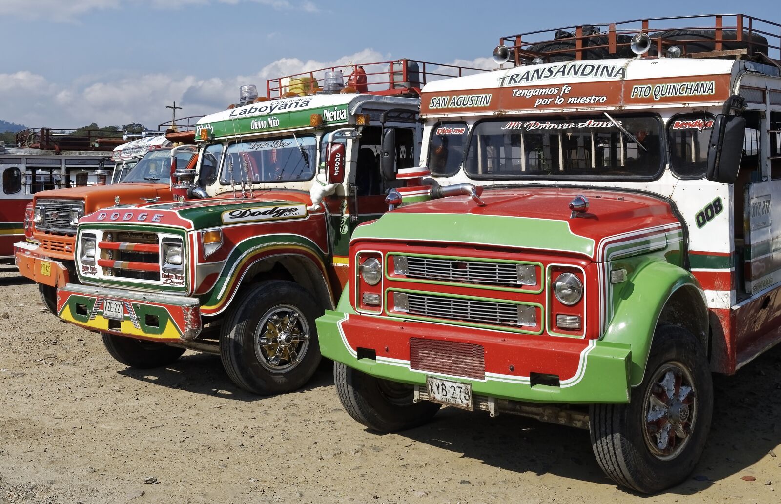Nikon D500 sample photo. Colombia, buses, traffic photography