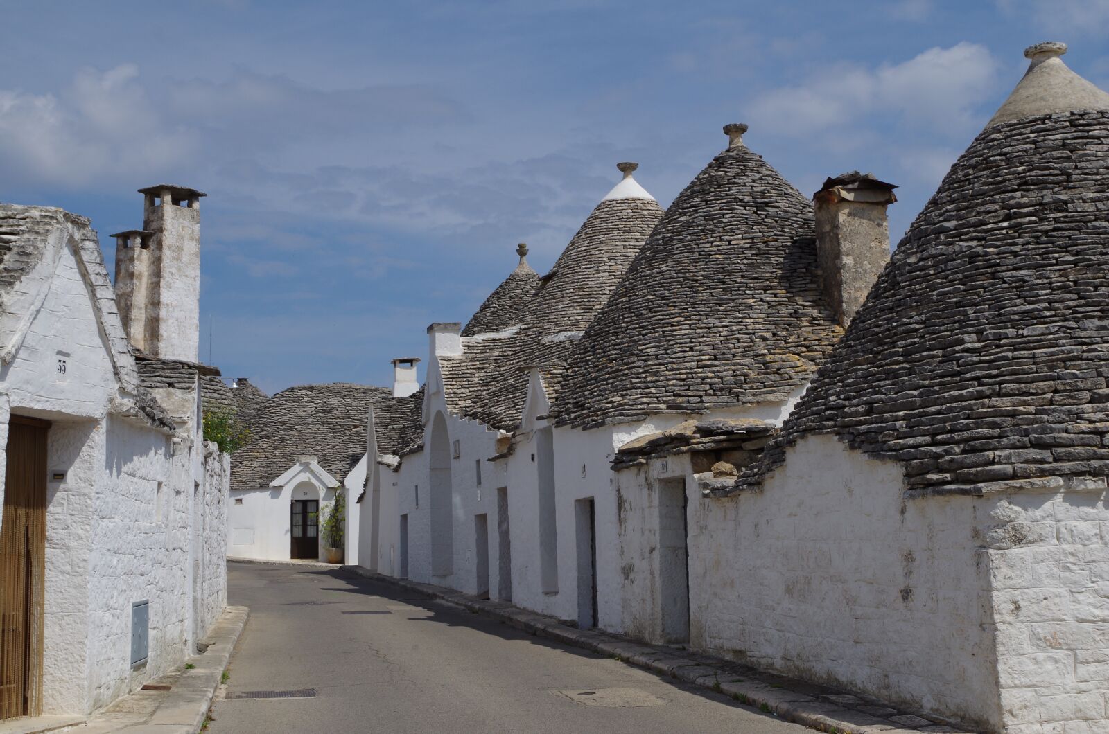 Pentax K-50 sample photo. Alberobello, trulli, puglia photography