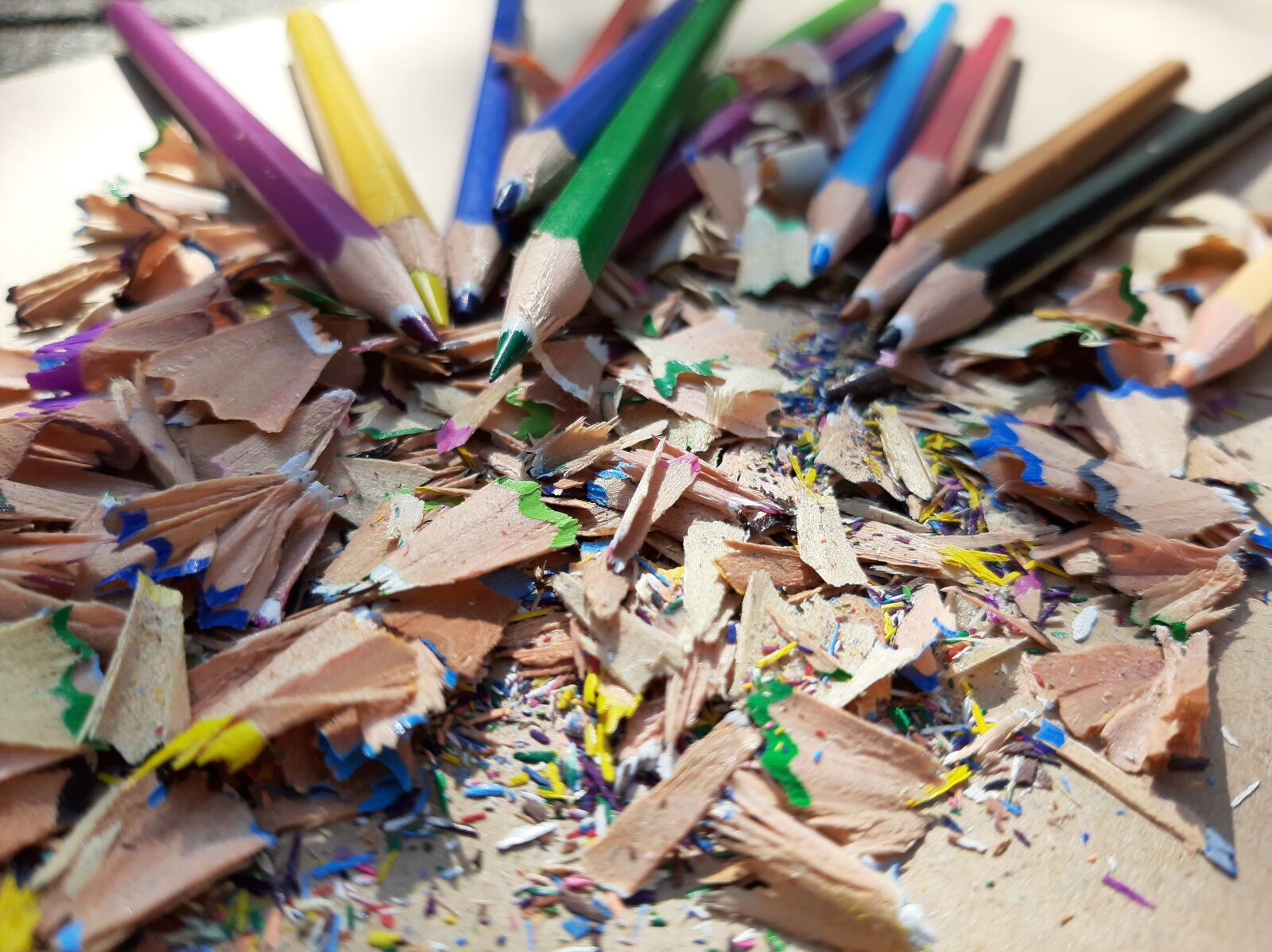 Samsung Galaxy A50 sample photo. Pencil, colorful, school photography