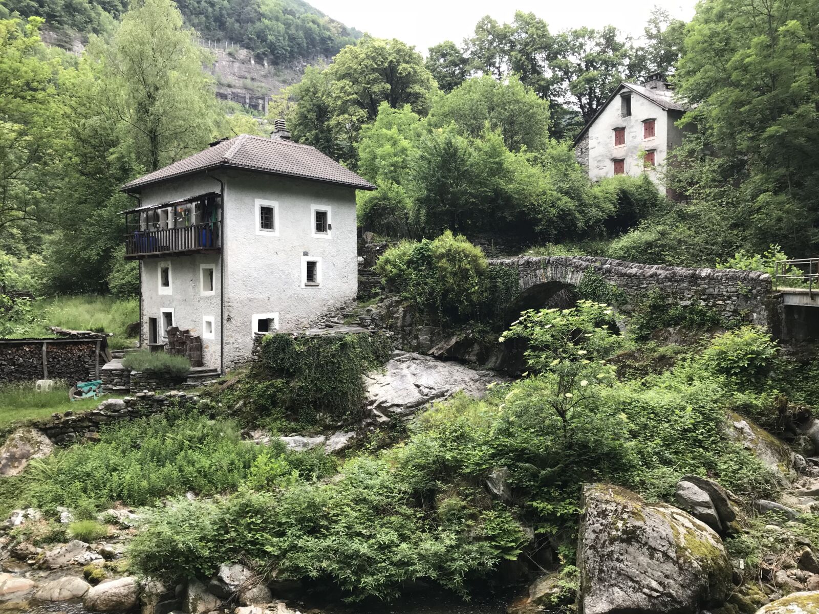 iPhone 7 back camera 3.99mm f/1.8 sample photo. Corcapolo, alpine route, alps photography