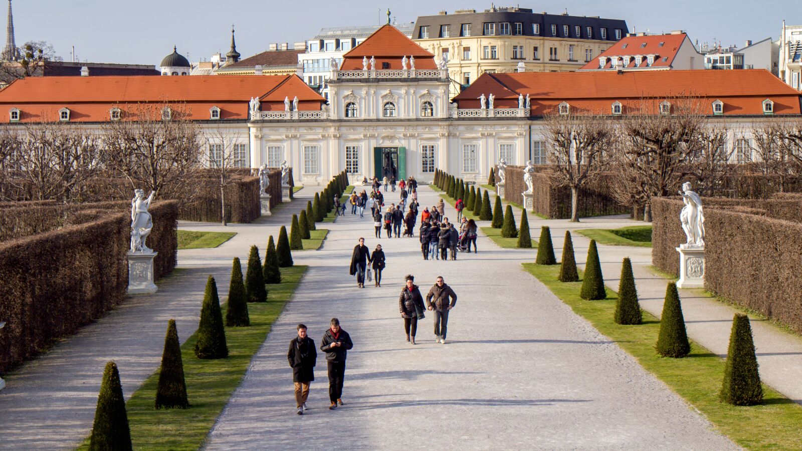 Canon EOS 600D (Rebel EOS T3i / EOS Kiss X5) sample photo. Vienna, downtown, castle photography