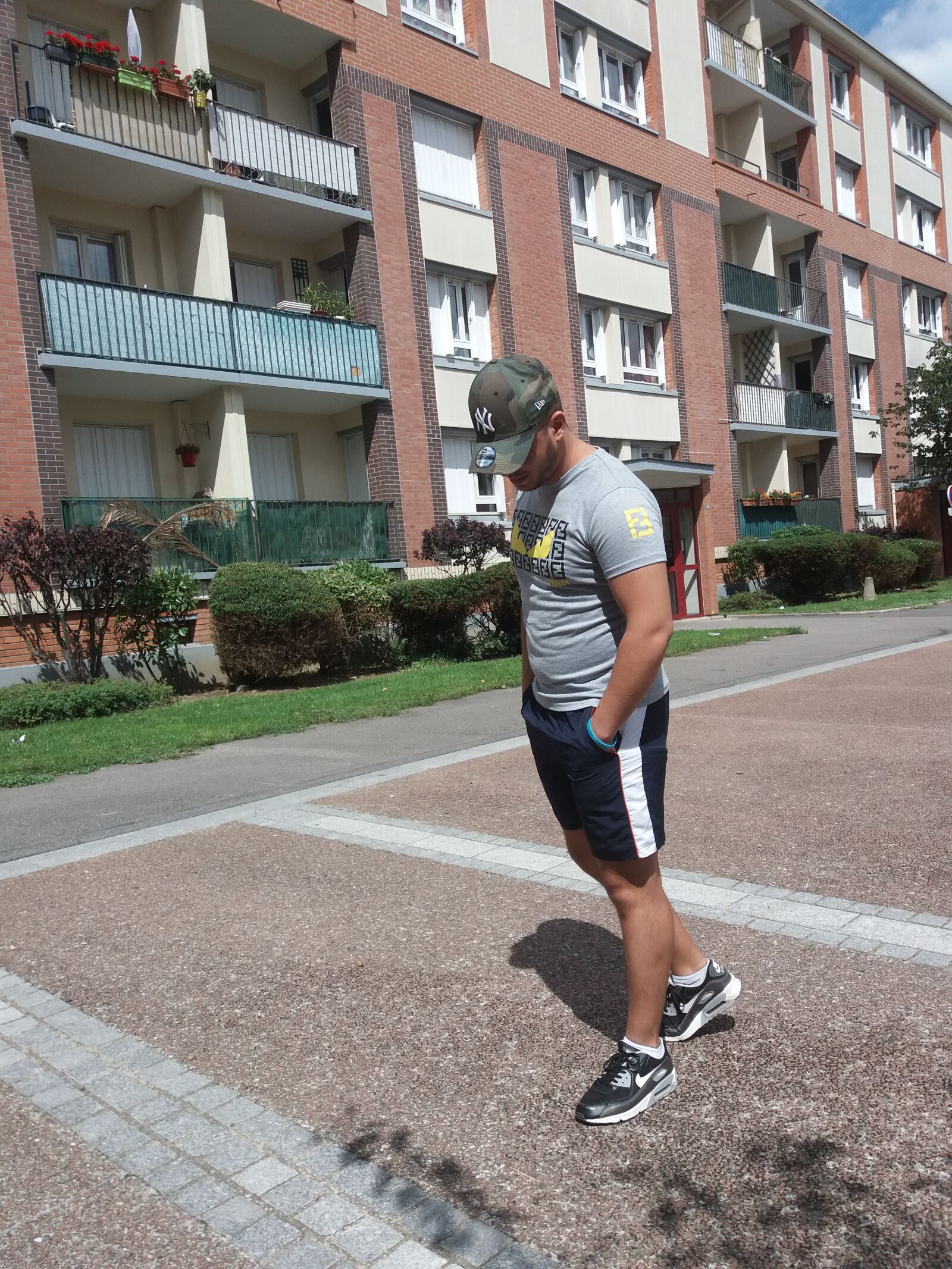 Samsung Galaxy J5(2016) sample photo