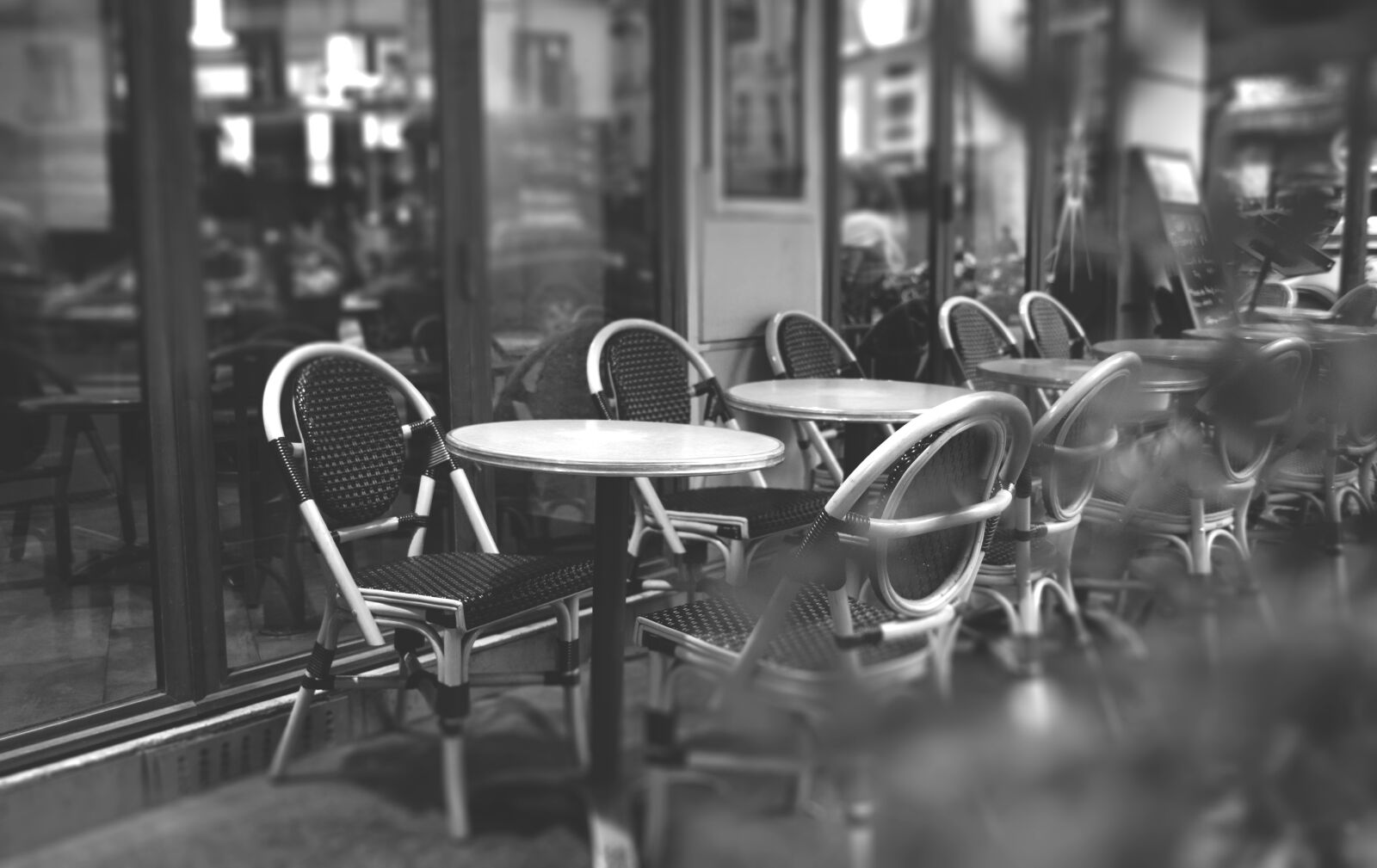 Nikon D700 sample photo. Building, cafe, bar photography