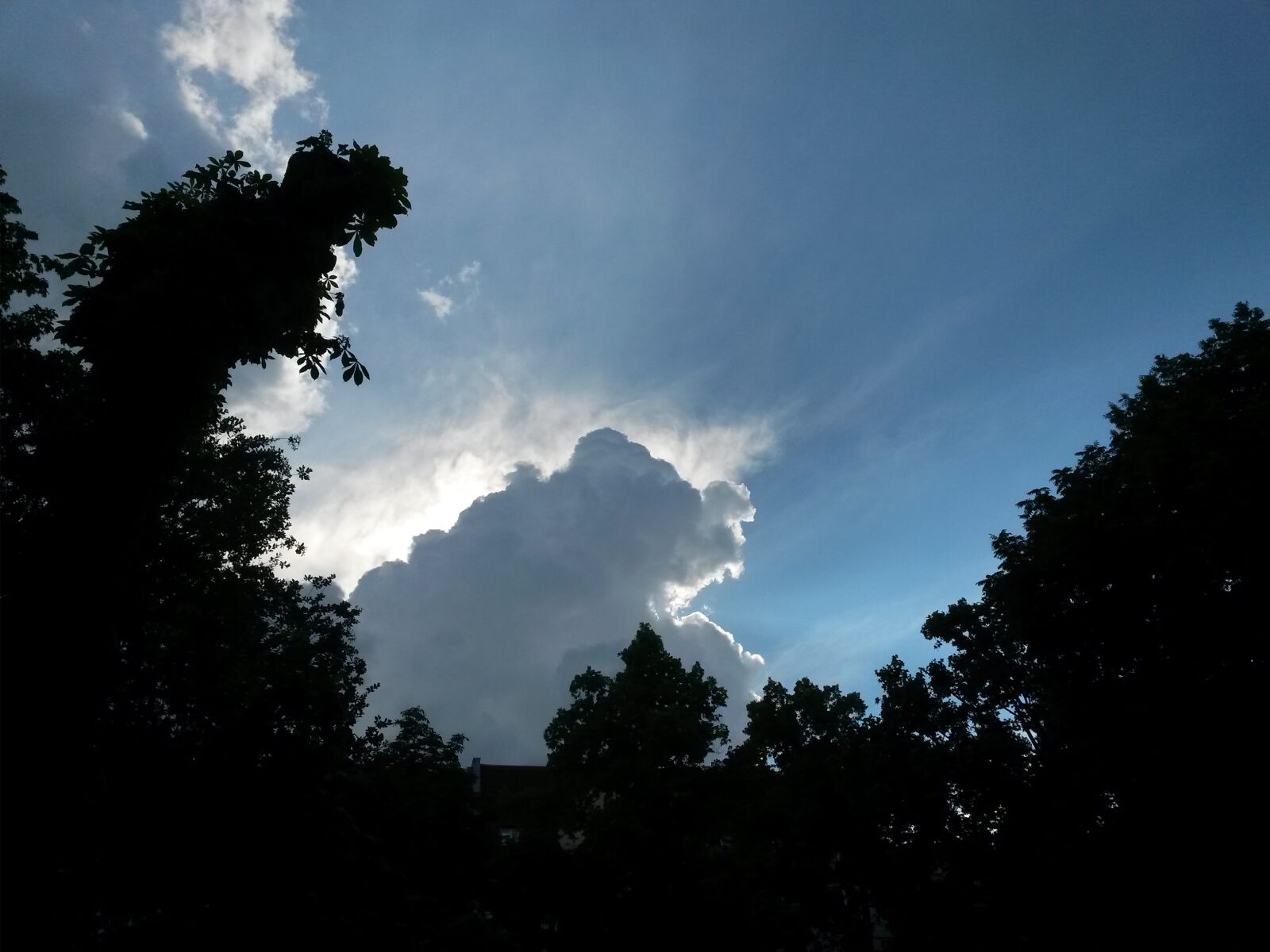 Samsung Galaxy S4 Mini sample photo. Sun, clouds, thunderstorm photography