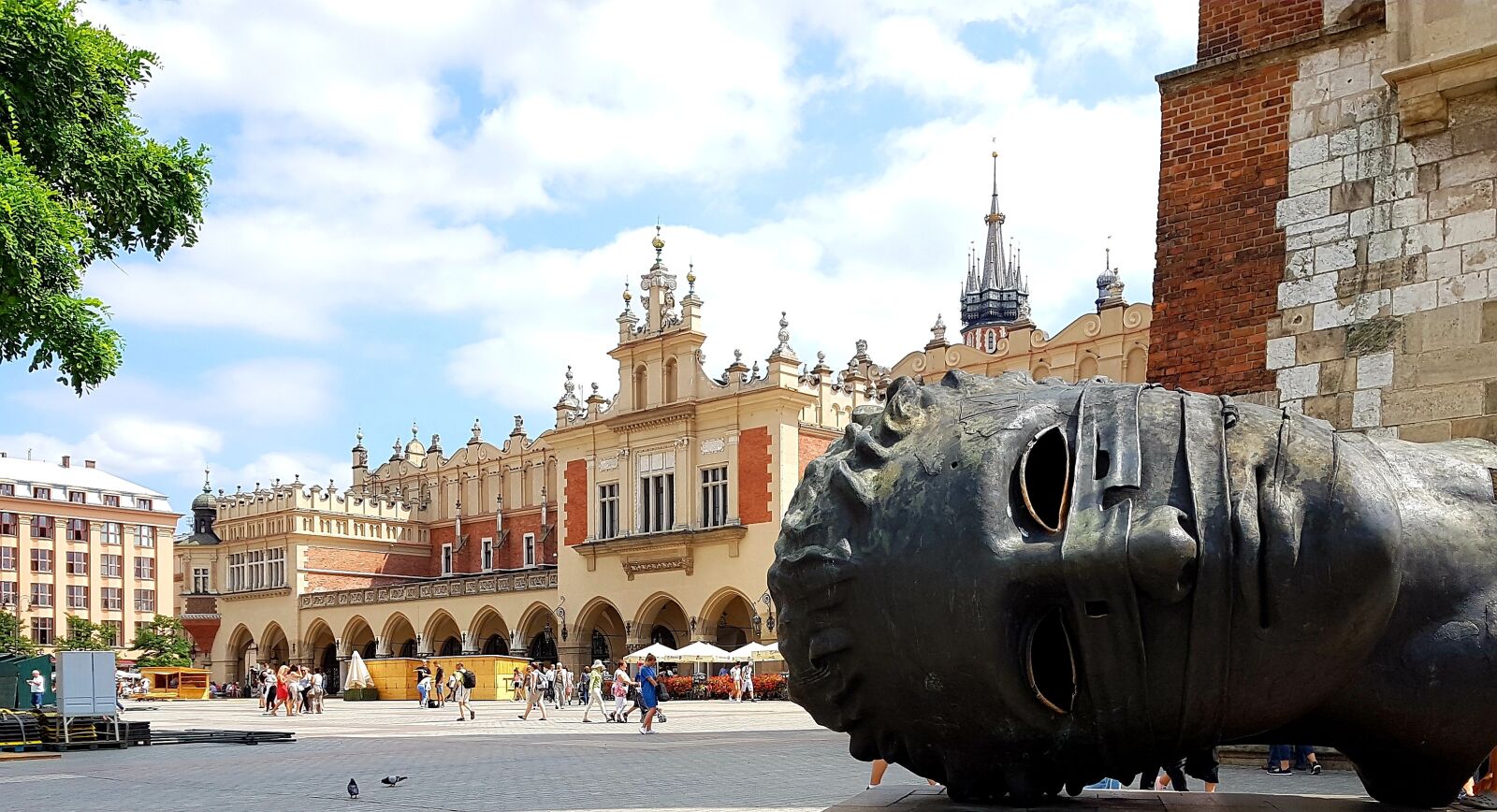 Samsung Galaxy S7 Edge sample photo. Krakow, sculpture, poland photography