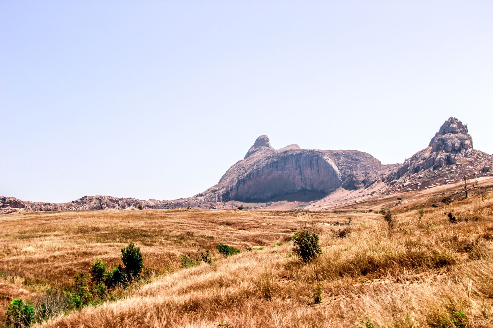 Canon EOS 600D (Rebel EOS T3i / EOS Kiss X5) sample photo. Landscape, dinosaur, pierre photography