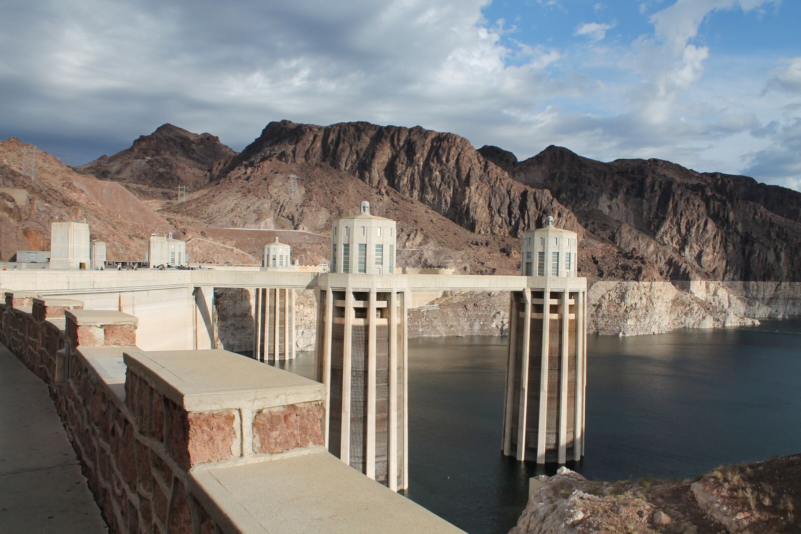 Canon EOS 1100D (EOS Rebel T3 / EOS Kiss X50) sample photo. Hoover dam, colorado river photography