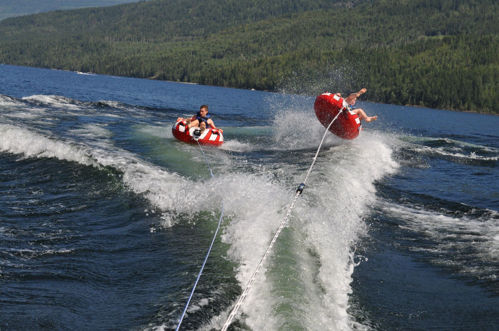 Nikon D5000 sample photo. Tubing, high speed, wipeout photography
