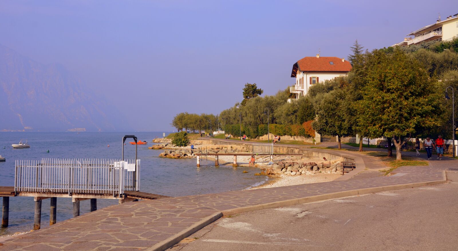 Nikon D7100 sample photo. Path, lake, garda photography