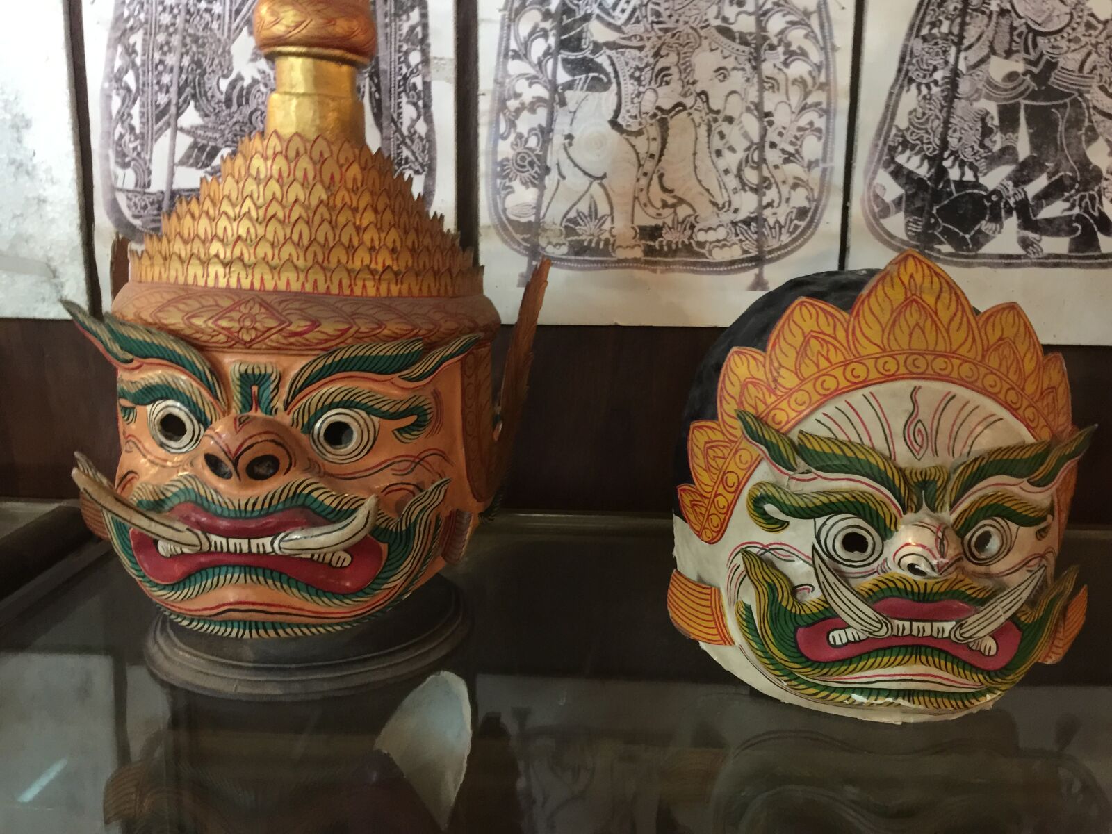 iPhone 6 Plus back camera 4.15mm f/2.2 sample photo. Khmer, traditional, mask, dance photography