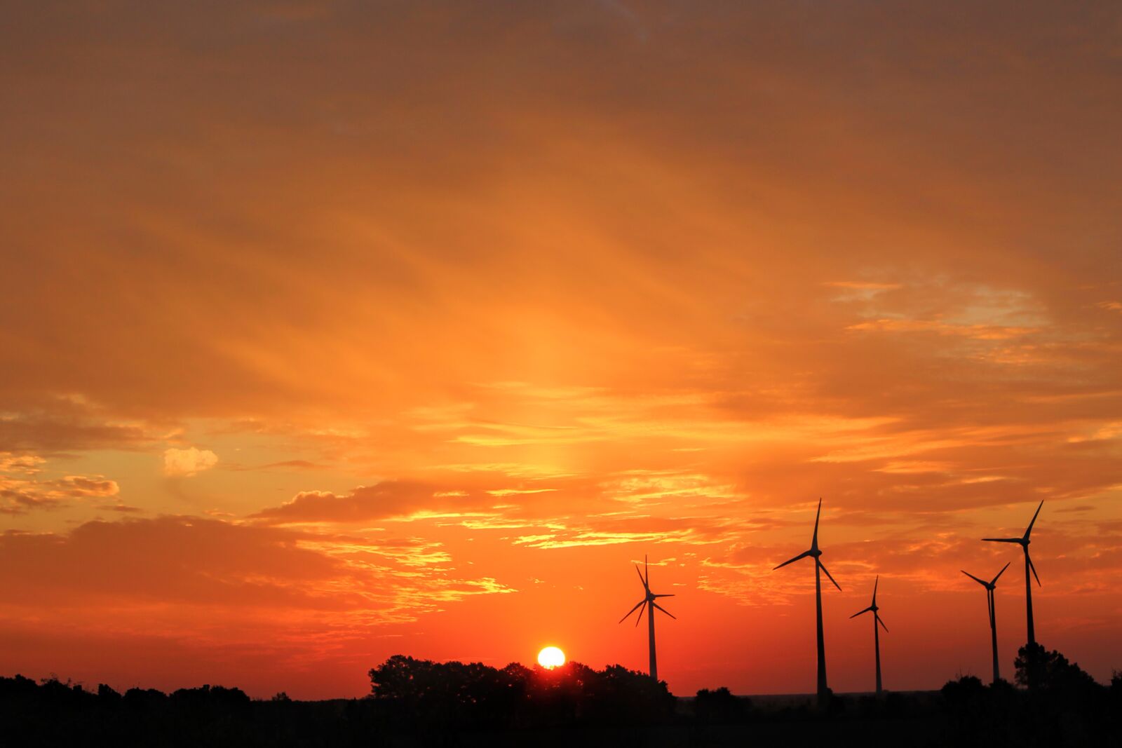Canon EOS 1100D (EOS Rebel T3 / EOS Kiss X50) sample photo. Sunset, sky, afterglow photography