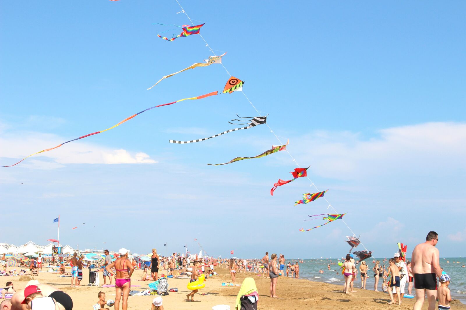 Canon EOS 100D (EOS Rebel SL1 / EOS Kiss X7) sample photo. Bibibone, italy, beach photography