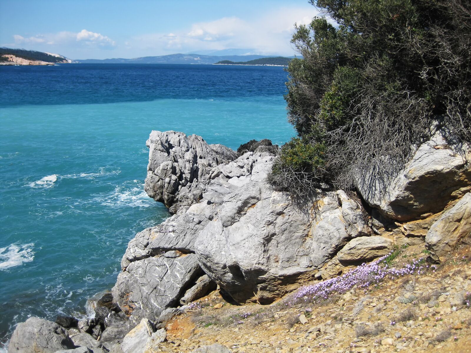 Canon PowerShot SD1100 IS (Digital IXUS 80 IS / IXY Digital 20 IS) sample photo. Greece, evia island, euboea photography