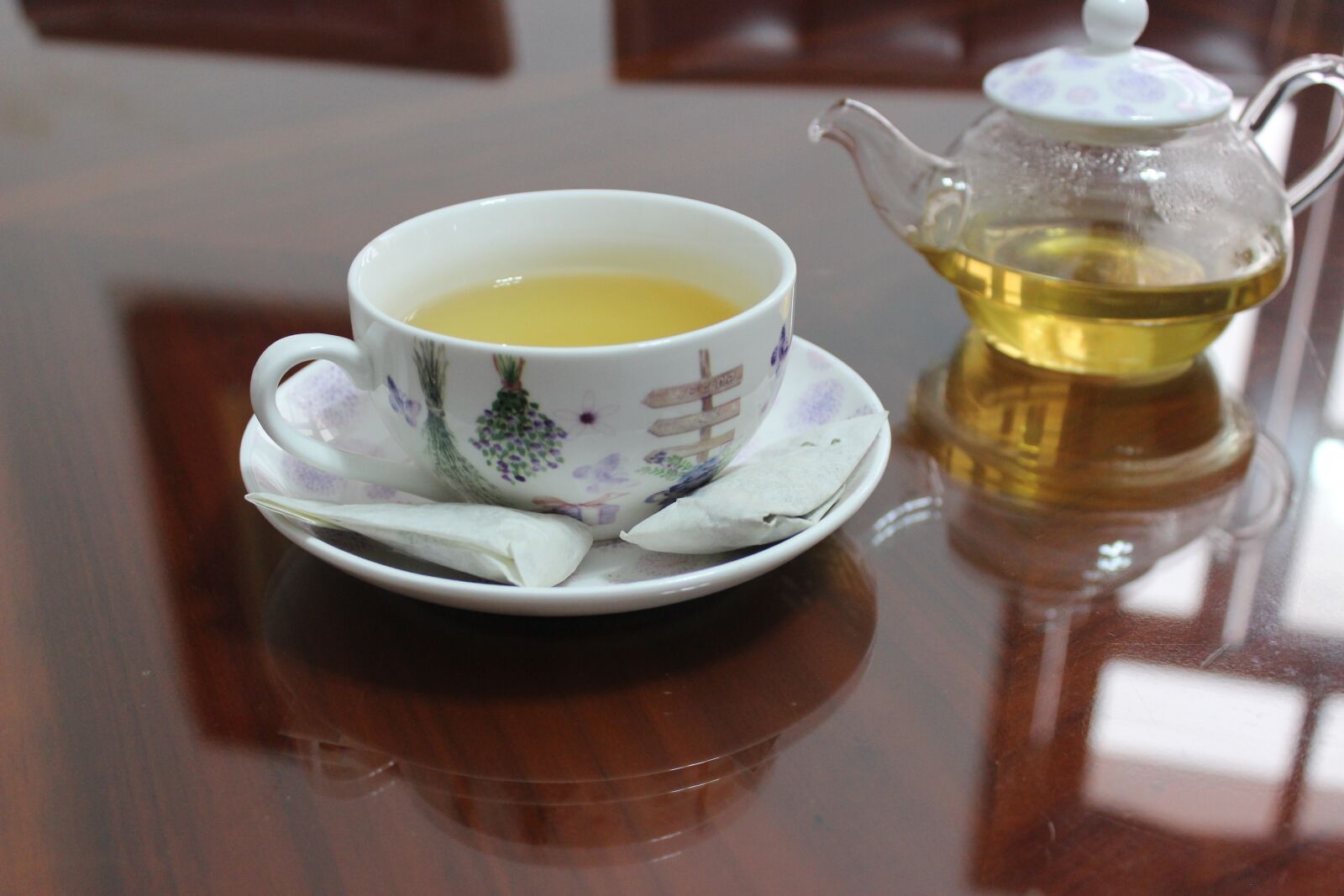 Canon EOS 600D (Rebel EOS T3i / EOS Kiss X5) sample photo. Tea, cup, infusion photography