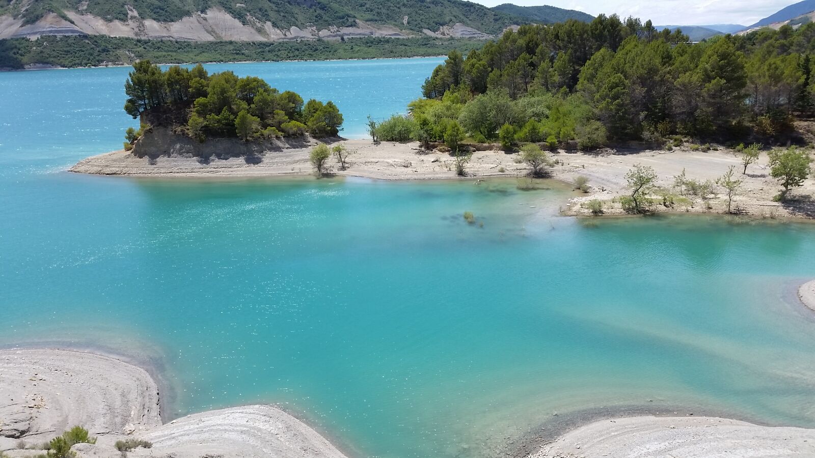 Samsung Galaxy S5 sample photo. Lake, reservoir, turquoise photography