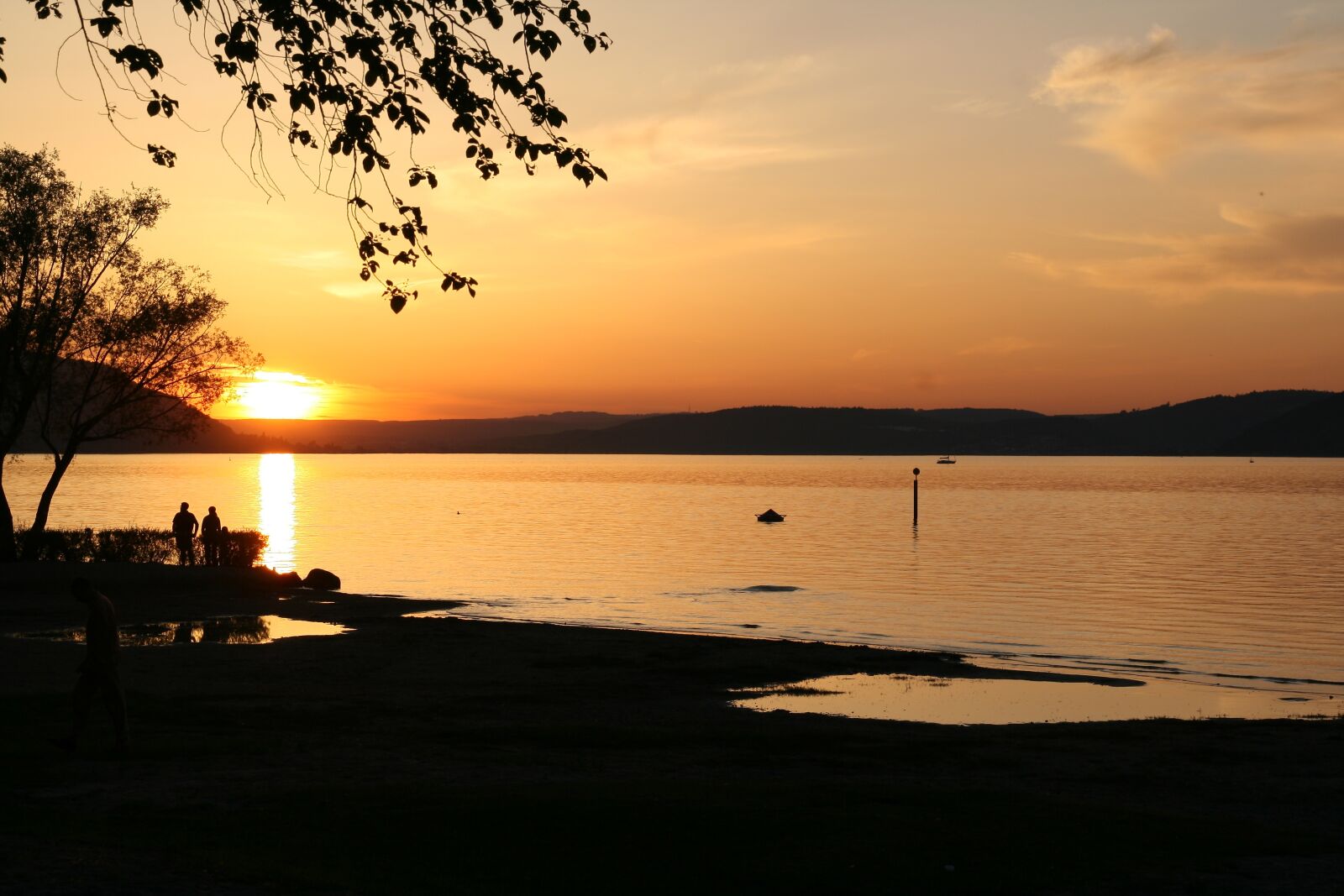 Canon EOS 400D (EOS Digital Rebel XTi / EOS Kiss Digital X) sample photo. Abendstimmung, water, so photography