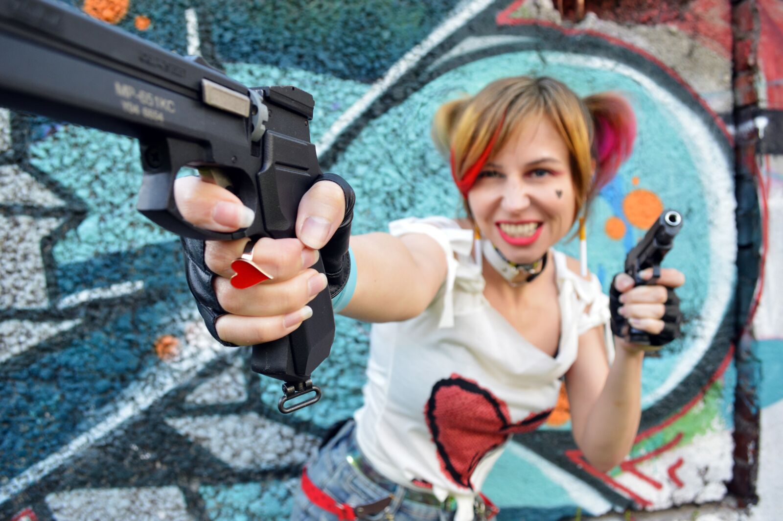Nikon D3200 sample photo. Harley quinn, trunk, hooligan photography
