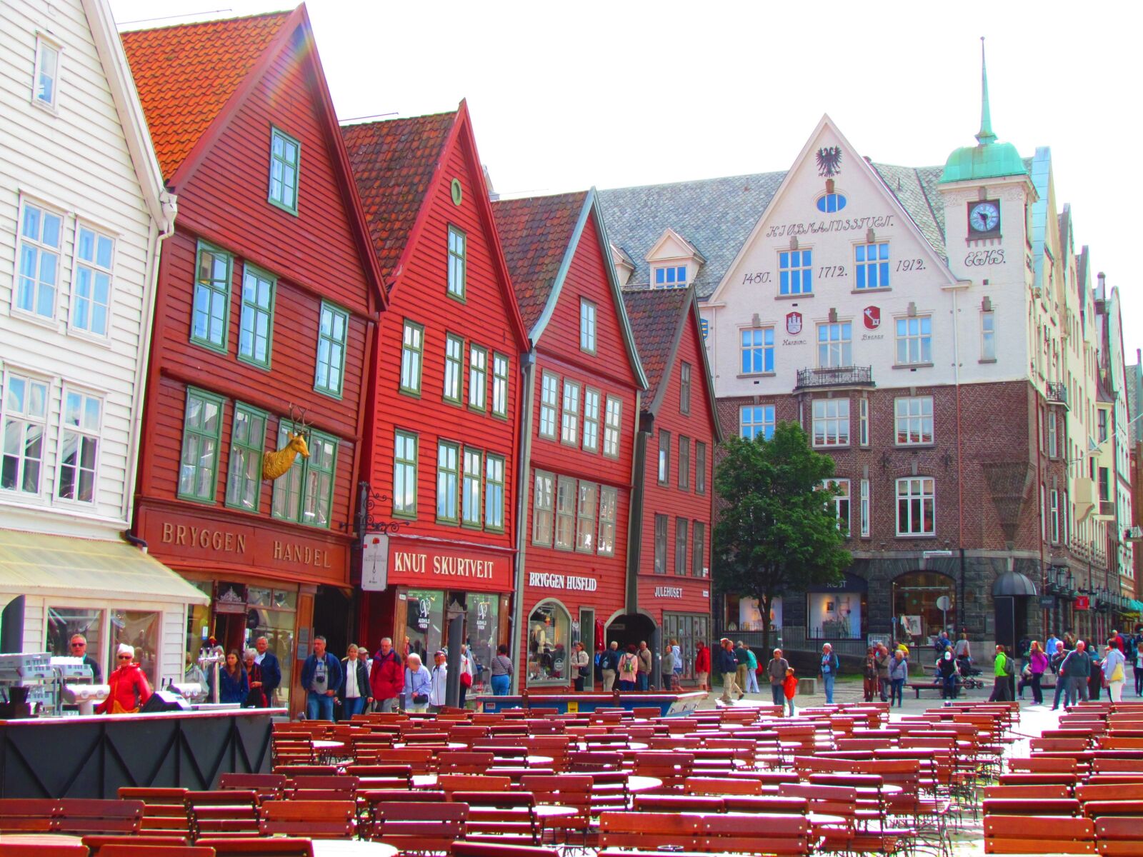 Canon PowerShot SX30 IS sample photo. Bergen, norway, bryggen district photography