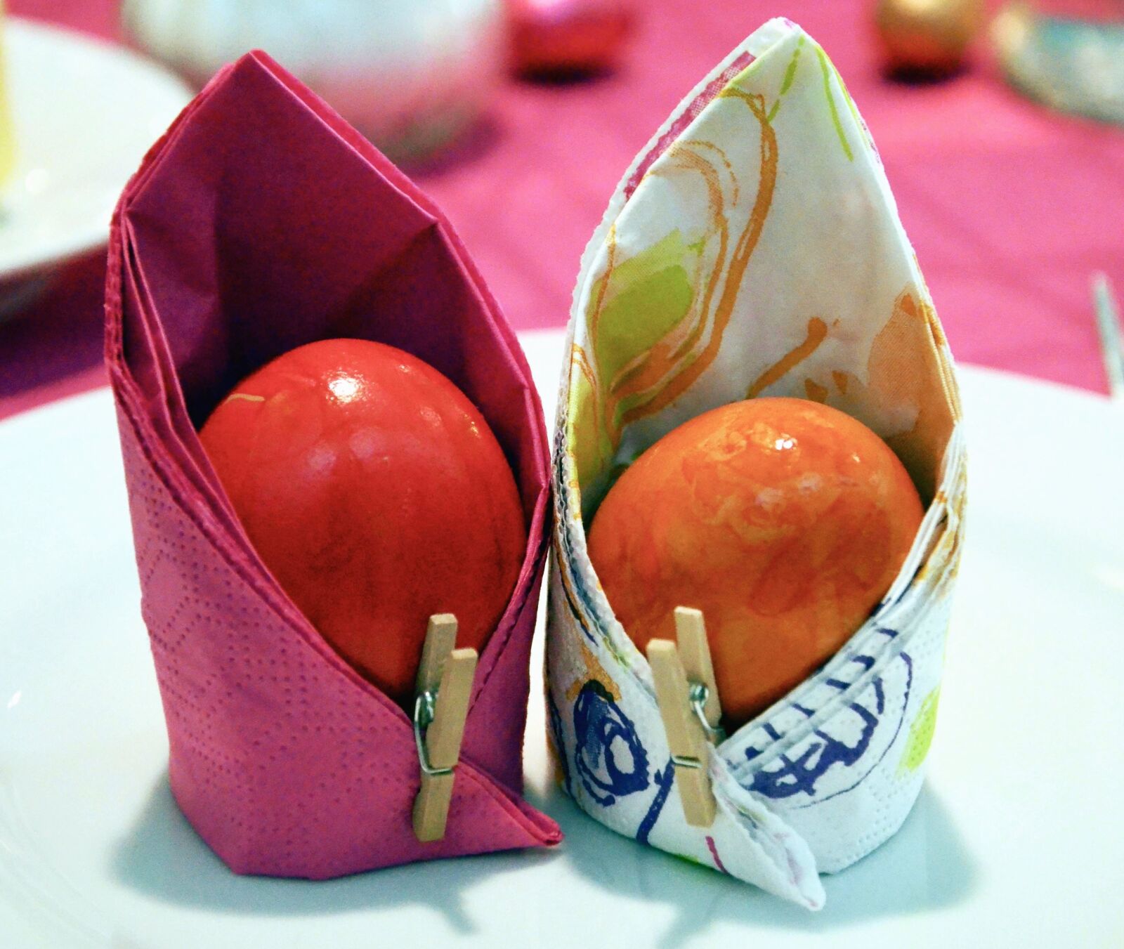 Nikon D5100 sample photo. Egg, color, napkin, colorful photography