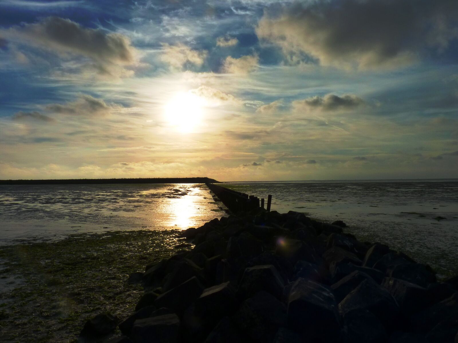 Panasonic Lumix DMC-FZ35 (Lumix DMC-FZ38) sample photo. Dyke, sea, water photography