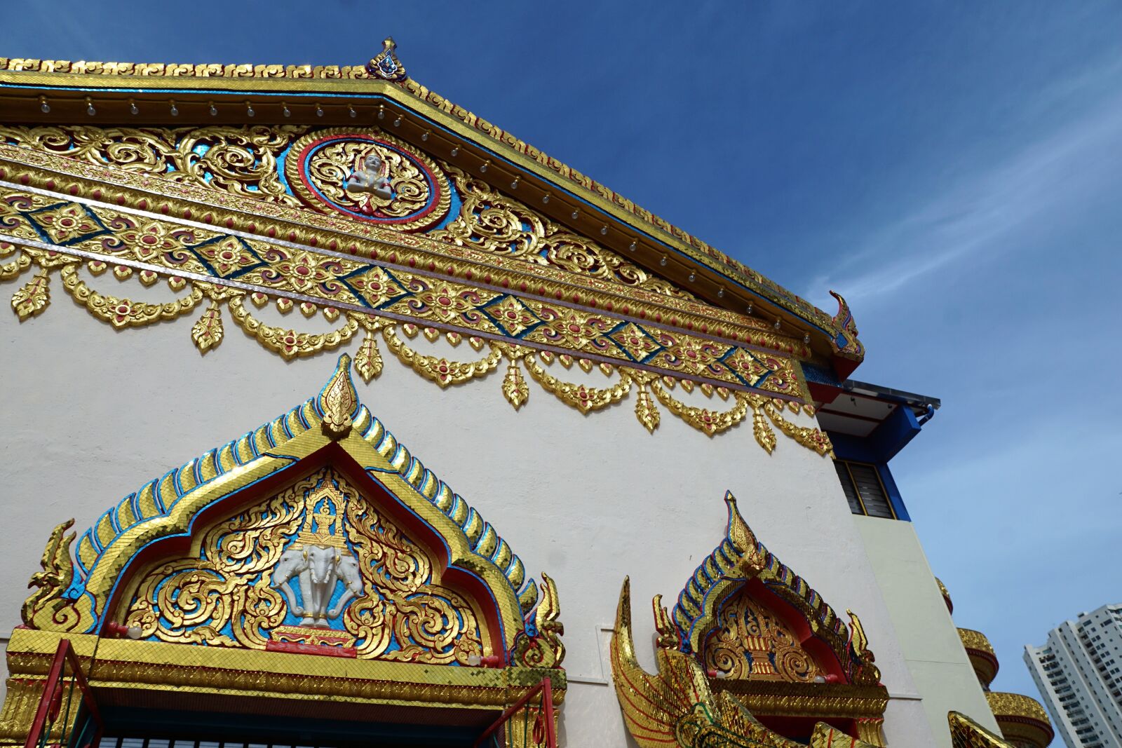 Sony ILCA-77M2 + Sony DT 16-50mm F2.8 SSM sample photo. Temple, ornament, travel photography