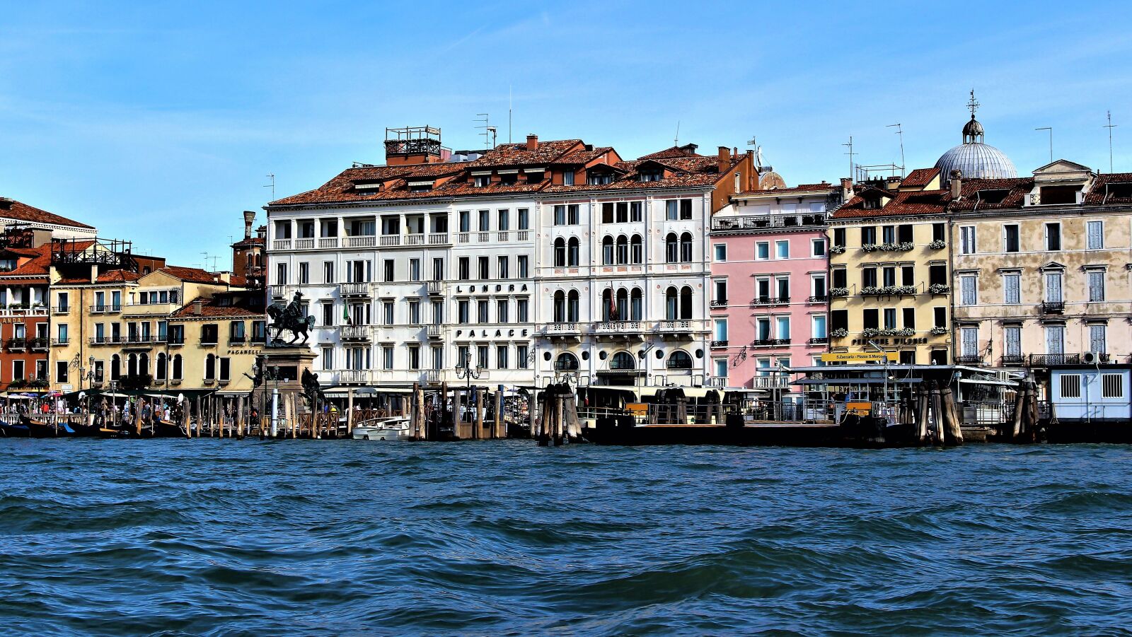 Canon EOS 700D (EOS Rebel T5i / EOS Kiss X7i) sample photo. Venice, architecture, buildings photography