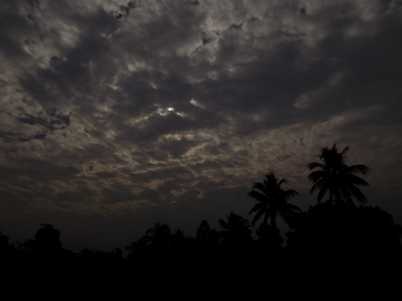 Nikon COOLPIX L330 sample photo. Cloudy, sky photography