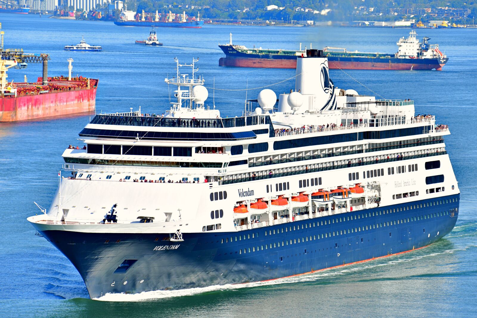 Nikon D7500 sample photo. Cruise ship, blue ship photography