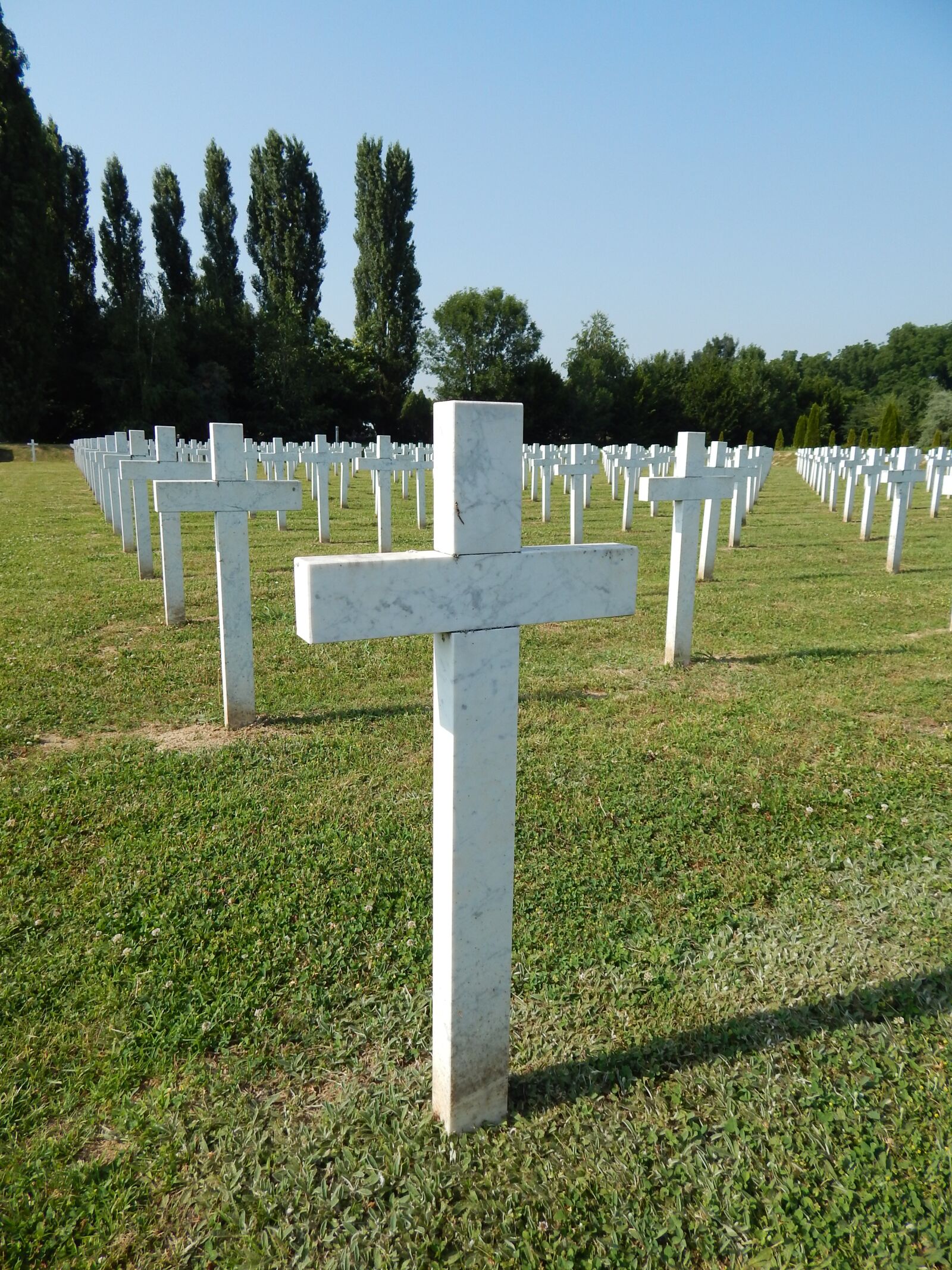 Nikon Coolpix L820 sample photo. Vukovar, memorial cemetery, croatia photography