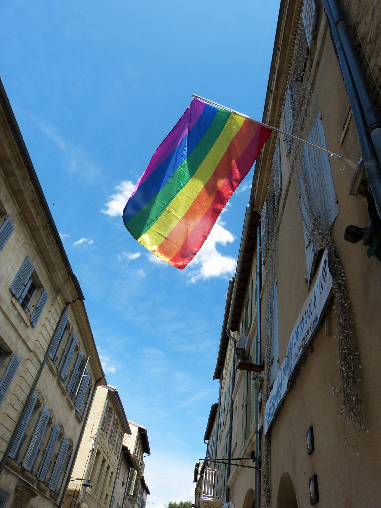 Panasonic Lumix DMC-FZ150 sample photo. Flag, france, gay, lgbt photography