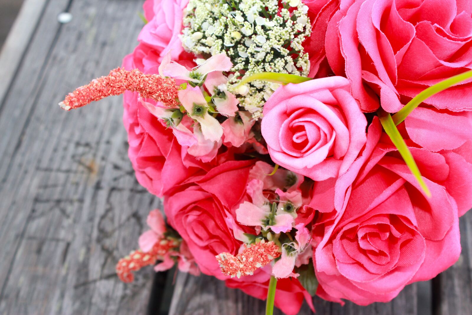 Canon EOS 550D (EOS Rebel T2i / EOS Kiss X4) sample photo. Wedding, flowers, bouquet photography