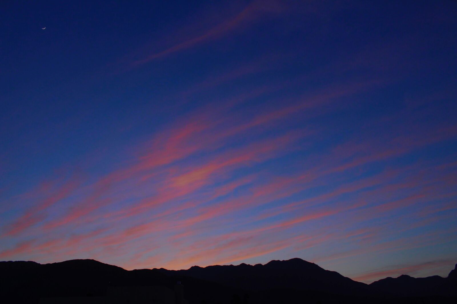 Canon EOS 1300D (EOS Rebel T6 / EOS Kiss X80) sample photo. Sky, sunset, desert photography