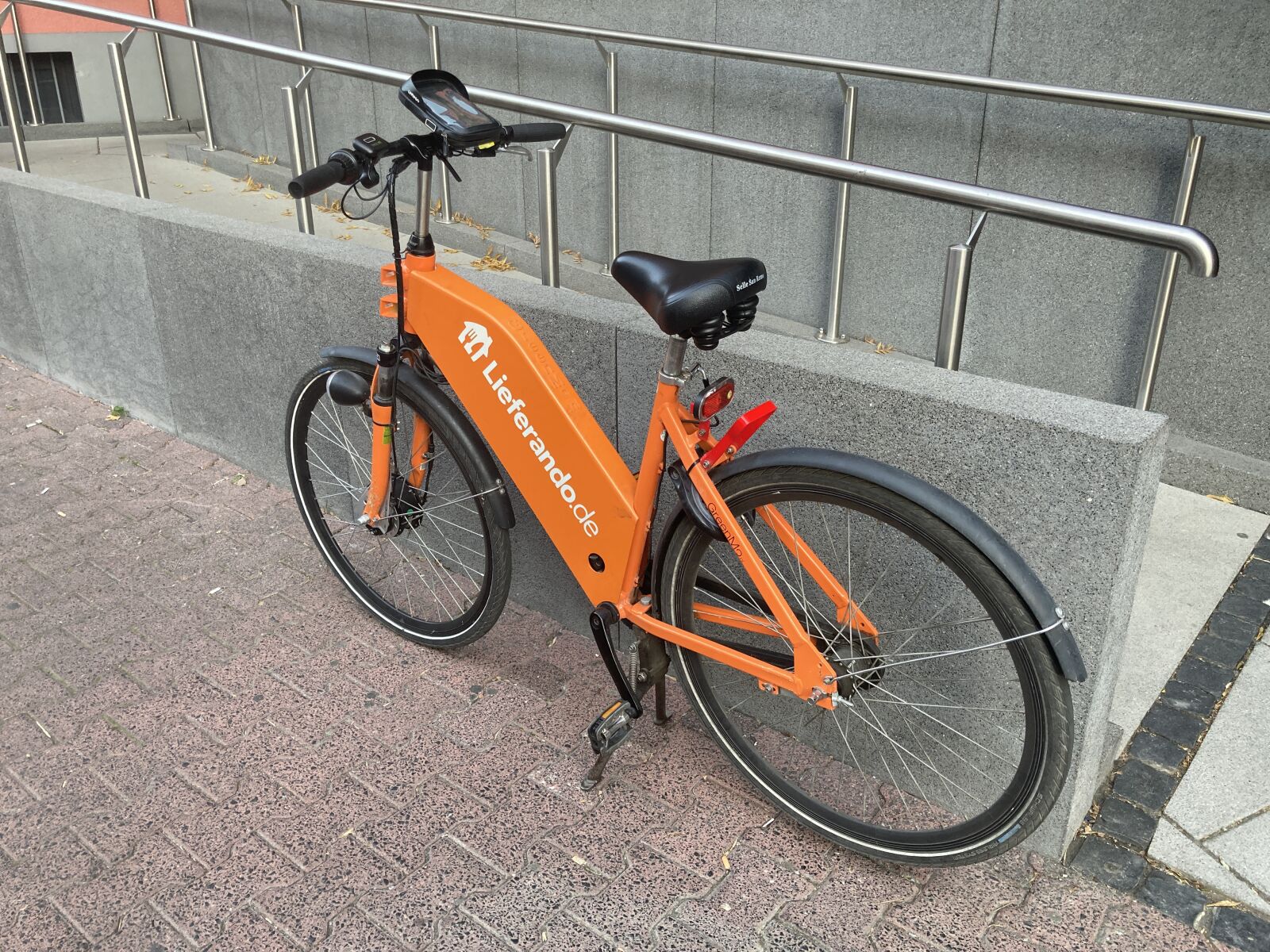 Apple iPhone SE (2nd generation) sample photo. Delivery, bike, bicycle photography