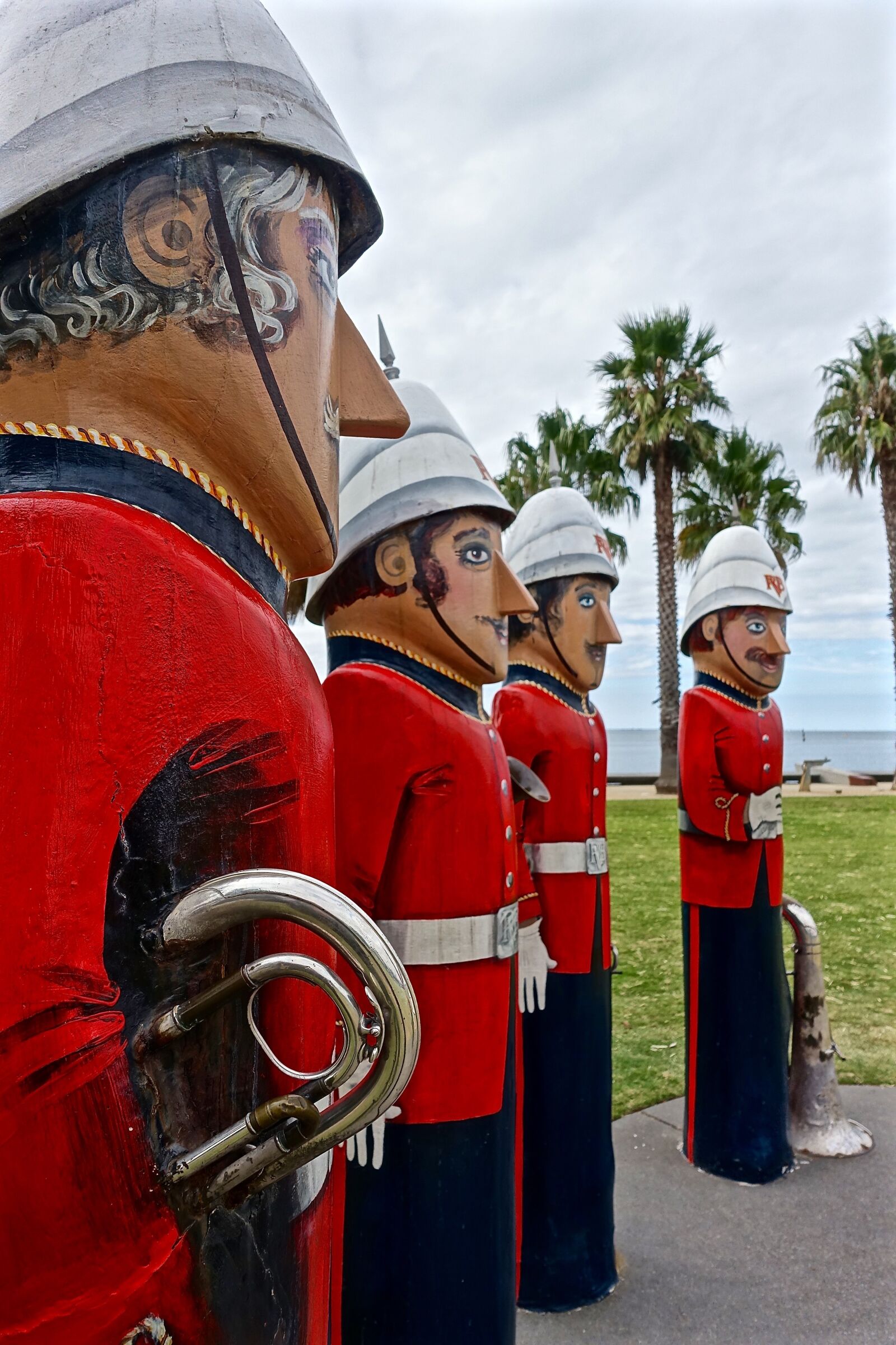 Sony Cyber-shot DSC-RX100 III sample photo. Statues, musicians, brass band photography
